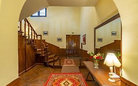 Saffronstays Chalet Vie, Kasauli - All Clear Roads
