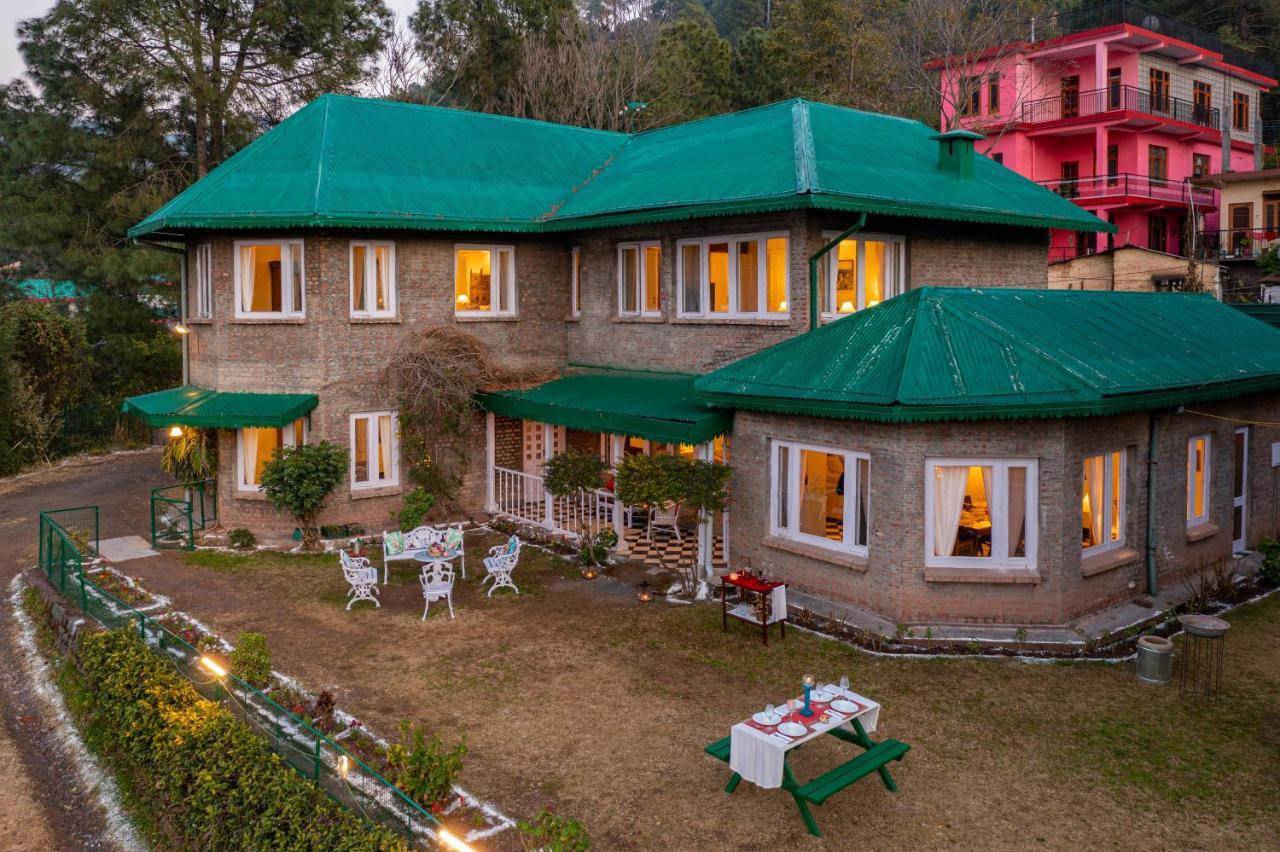 Saffronstays Chalet Vie, Kasauli - All Clear Roads Exterior photo